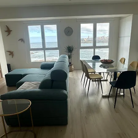Piso Con Vistas A La Playa De Riazor Apartamento Corunha Exterior foto