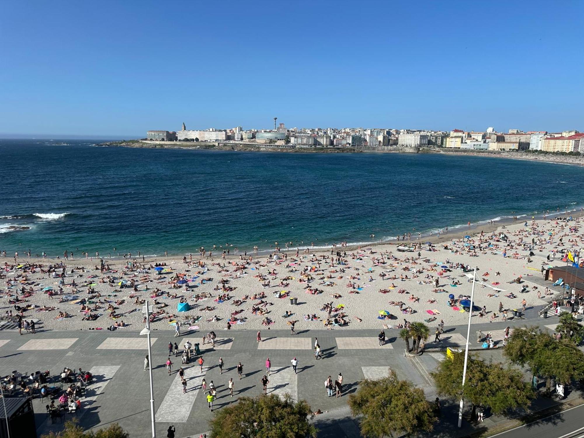 Piso Con Vistas A La Playa De Riazor Apartment